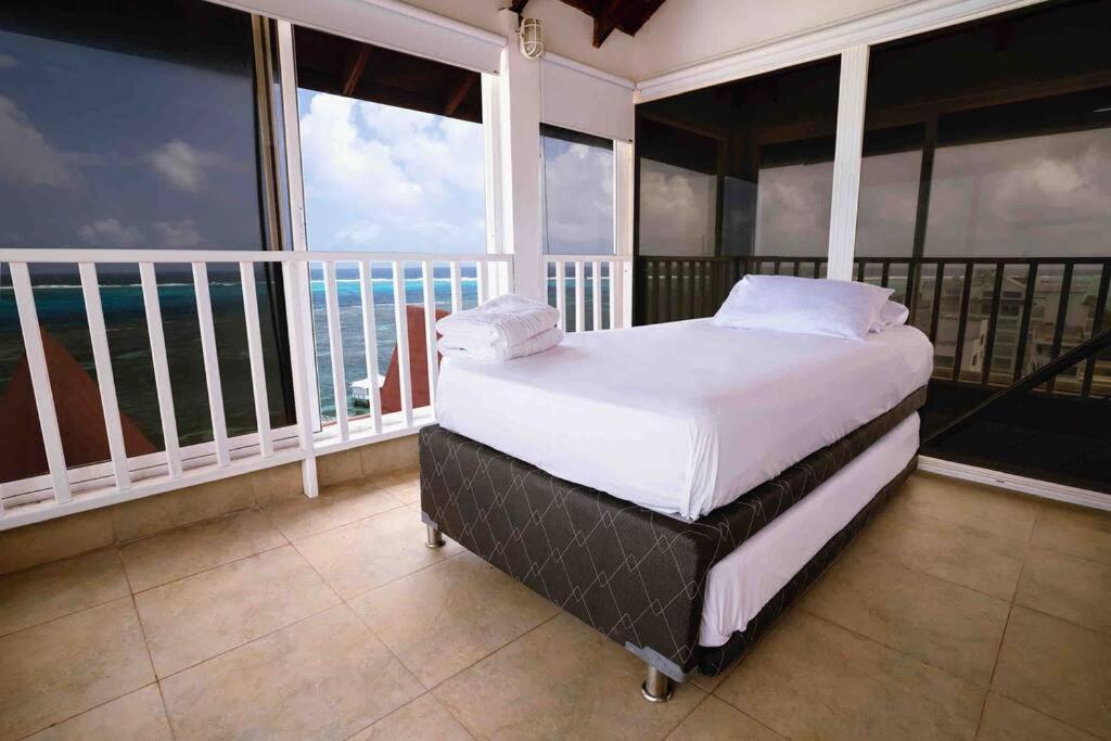 Penthouse Barlovento Para 19 Personas San Andrés Exterior photo